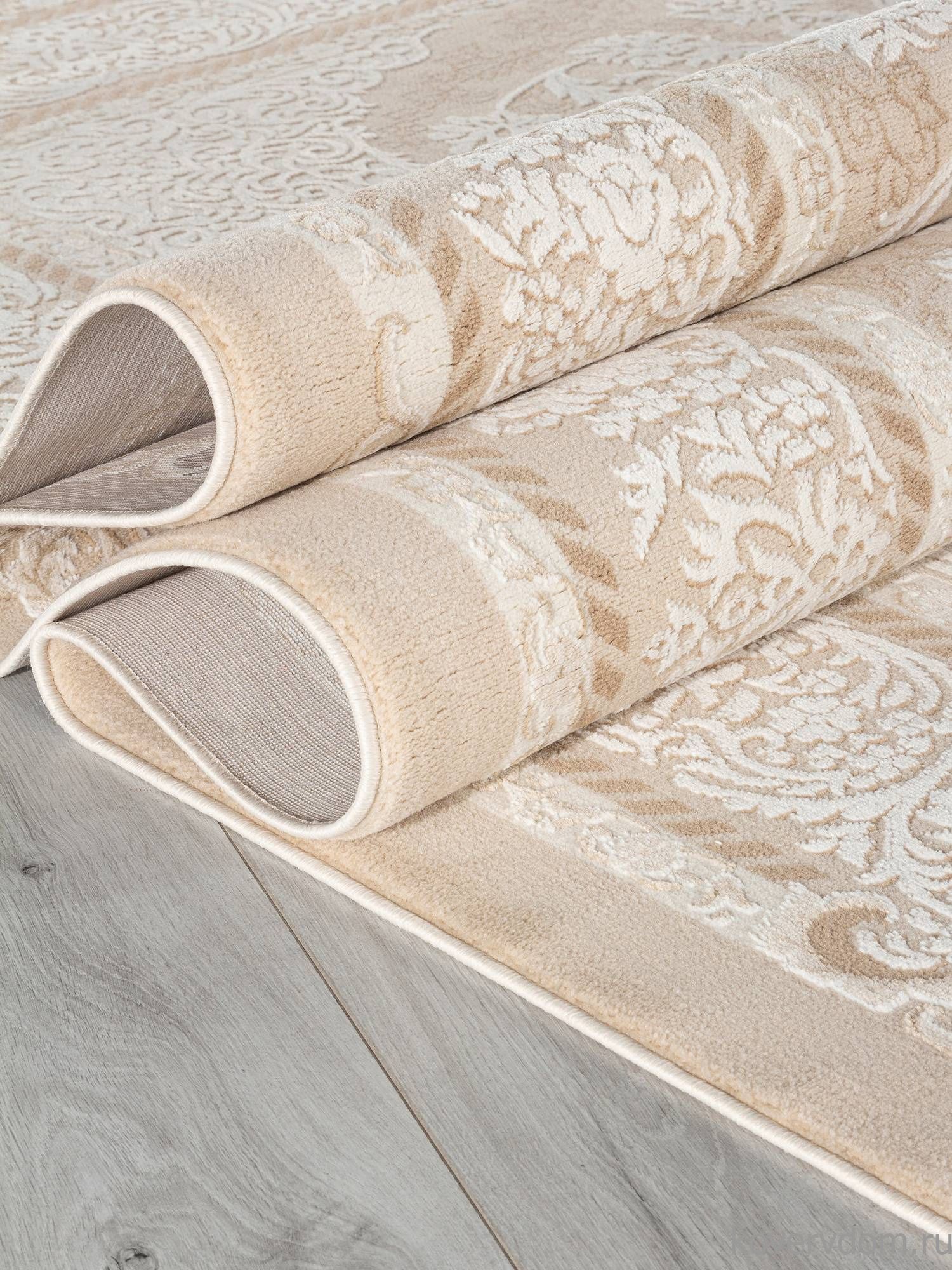 Ковер SIESTA M048A WHITE / LIGHT BEIGE Ковер SIESTA M048A WHITE / LIGHT BEIGE