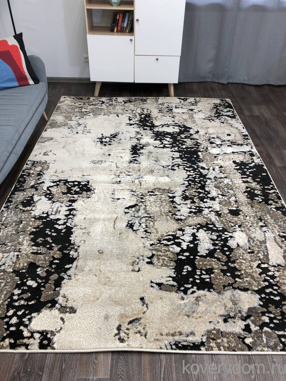 Ковер IBIZA 4086 BEIGE-BLACK Ковер IBIZA 4086 BEIGE-BLACK