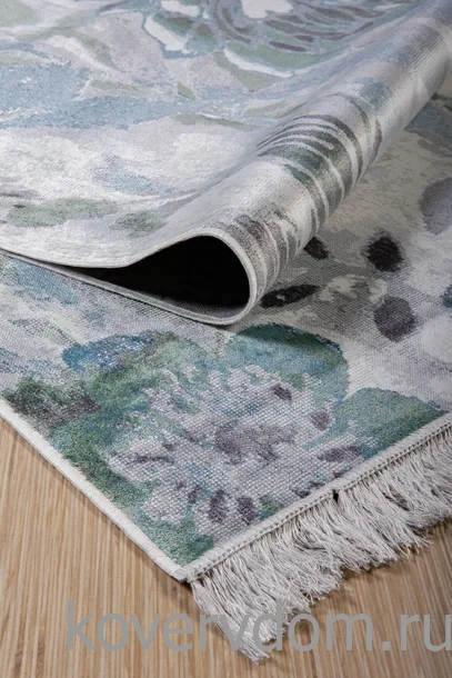 Ковер из вискозы и хлопка с цветами ROYAL PALACE 2020 R 17006 6767